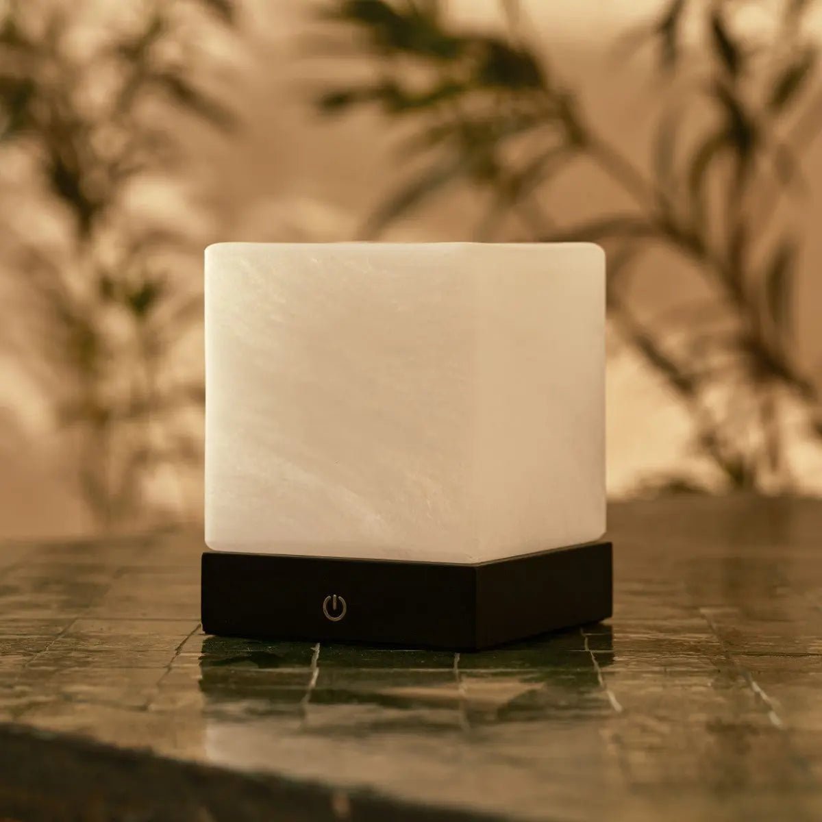 Yce Zwarte Draadloze Houten Lamp | Oplaadbaar, dimbaar en batterijduur van 100 uur