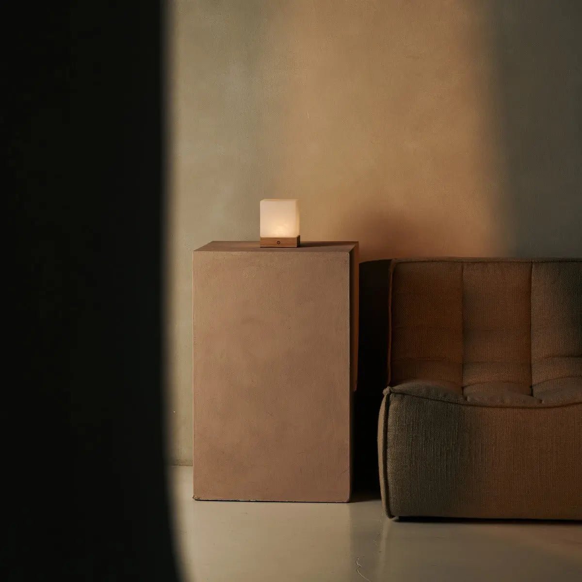 Yce Lichtbruine draadloze houten lamp | Oplaadbaar, dimbaar en batterijduur van 100 uur