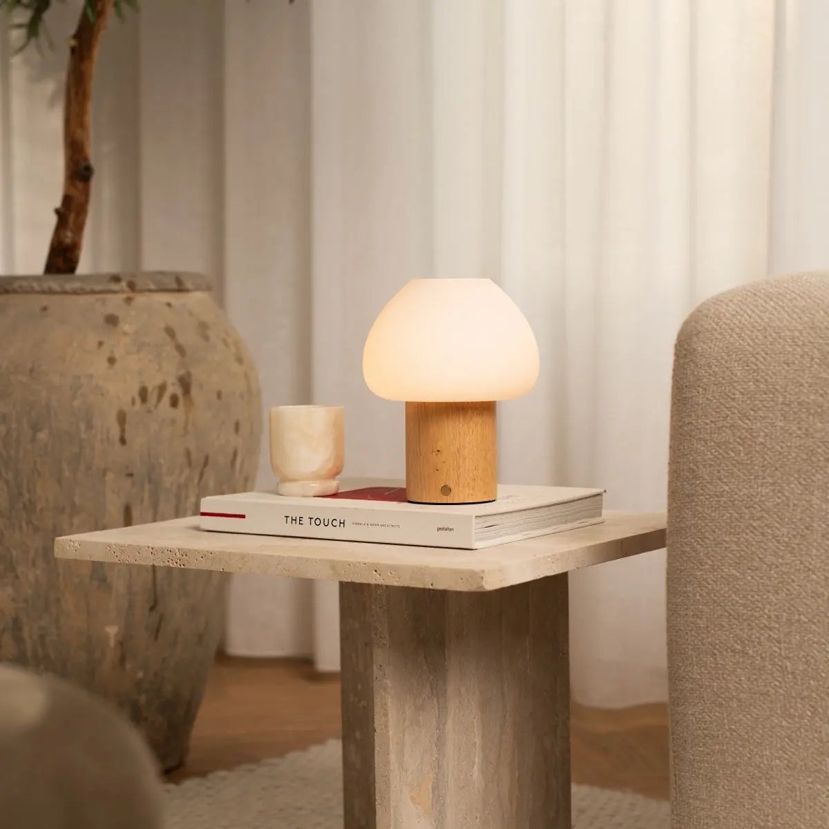 Fynn Lichtbruine Houten Lamp | Oplaadbaar, dimbaar en stijlvol