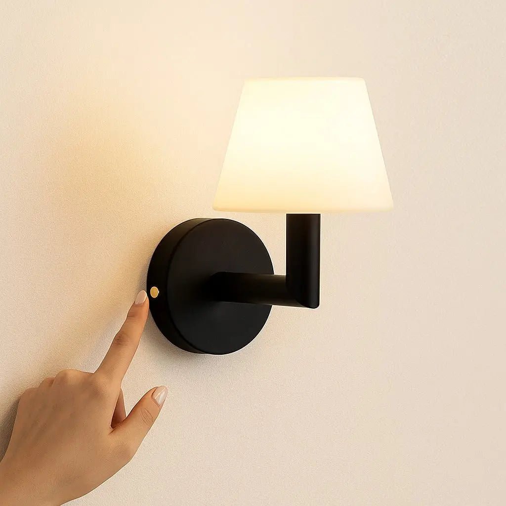 Ted Black houten oplaadbare wandlamp | Draadloze en dimbare verlichting