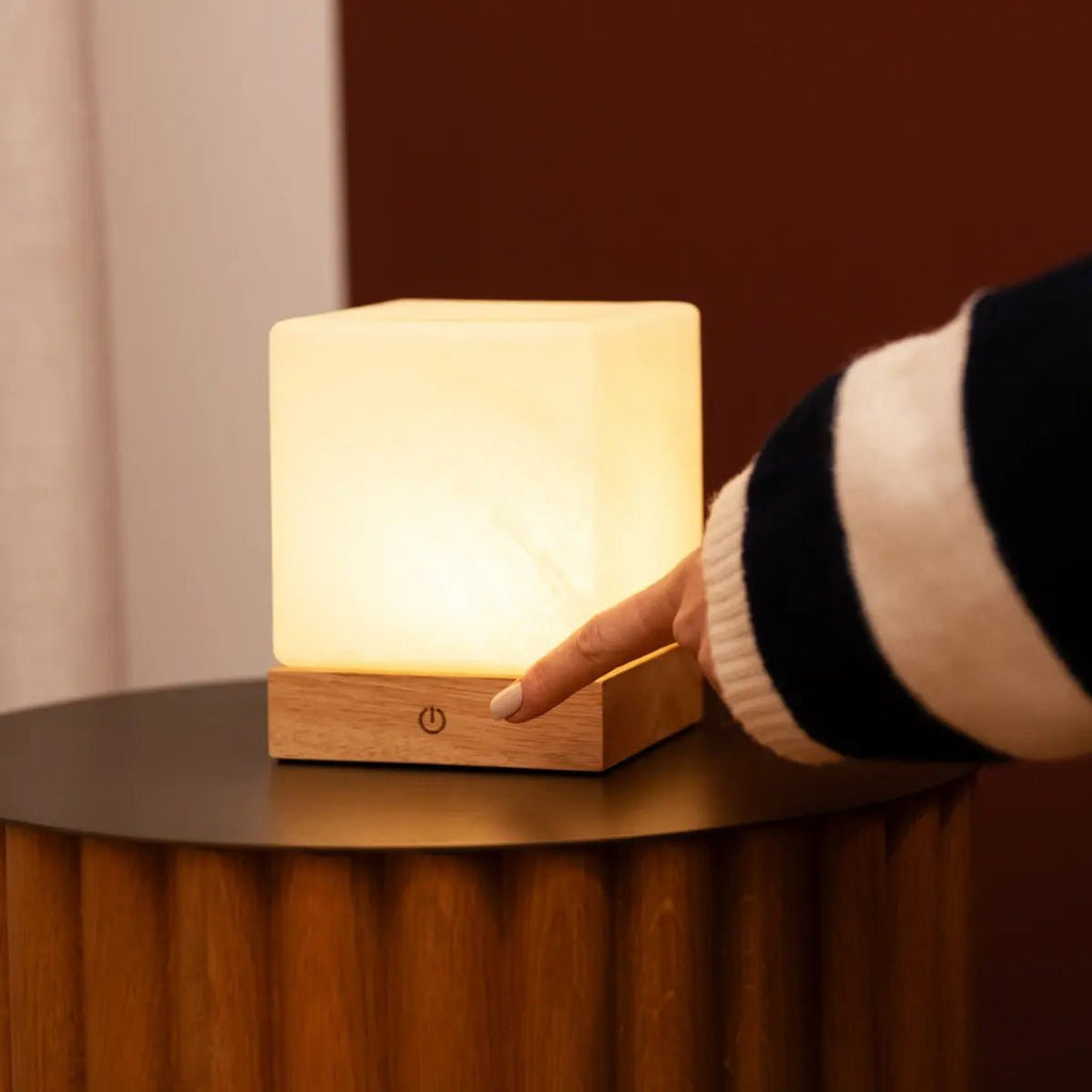 Yce Lichtbruine draadloze houten lamp | Oplaadbaar, dimbaar en batterijduur van 100 uur