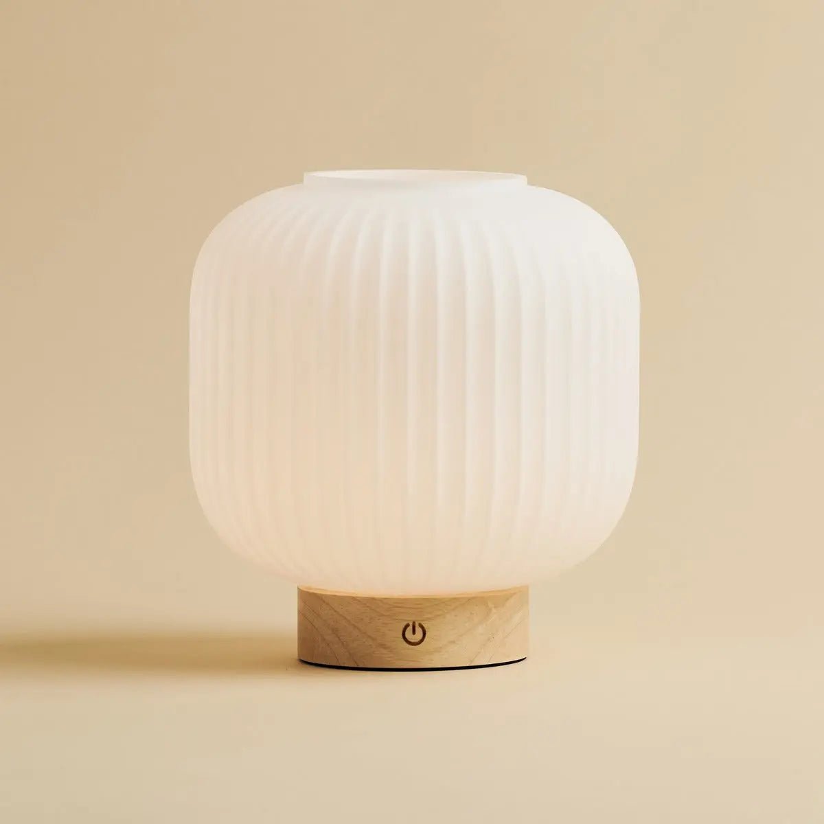 Lyla Lichtbruine Unieke Oplaadbare Lamp | Glazen lampenkap, dimbaar en 3 lichtmodi