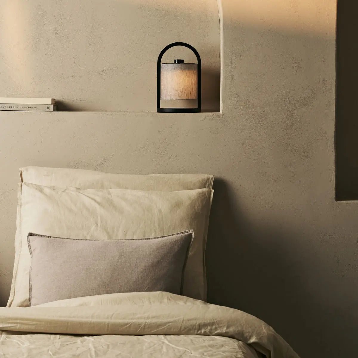 River Zwart & Grijs Houten Oplaadbare Lamp | Linnenmix, veelzijdig en tot 100 uur batterijduur