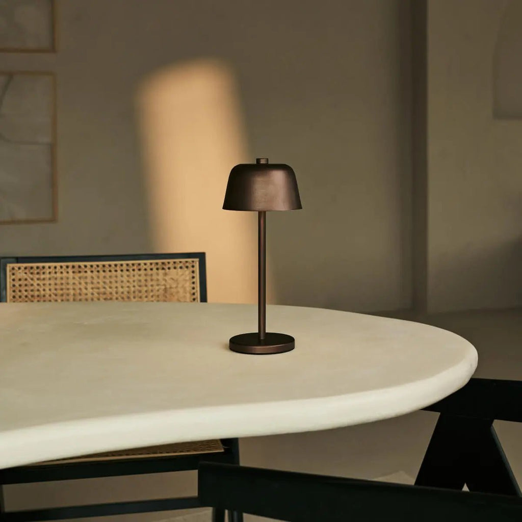 Anton Espresso Brown oplaadbare tafellamp | Stijlvolle en draadloze verlichting