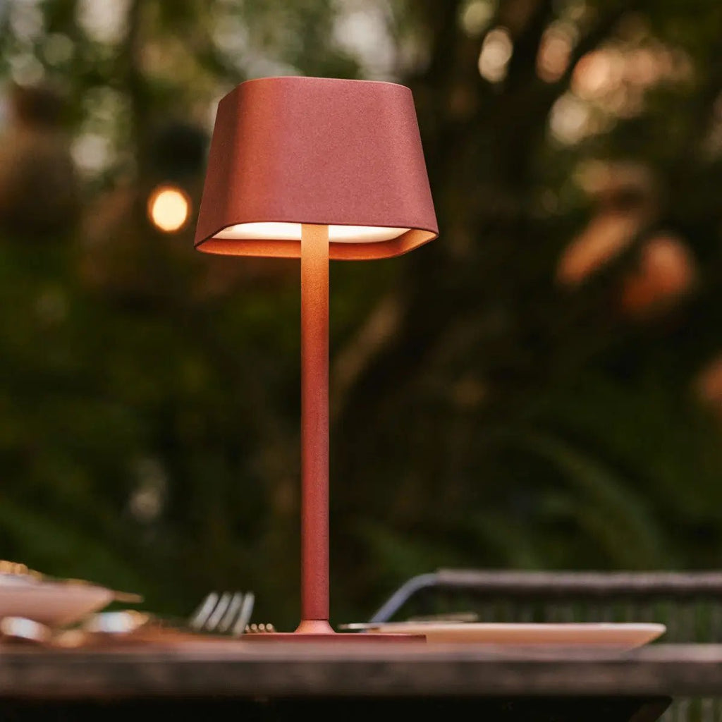 Ava Bronzen Oplaadbare Tafellamp | Stijlvol, draadloos en dimbaar