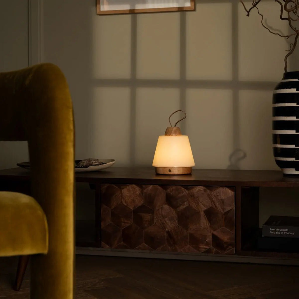 Liv Lichtbruin Oplaadbare Lamp | Leren band, dimbaar en 3 lichtmodi