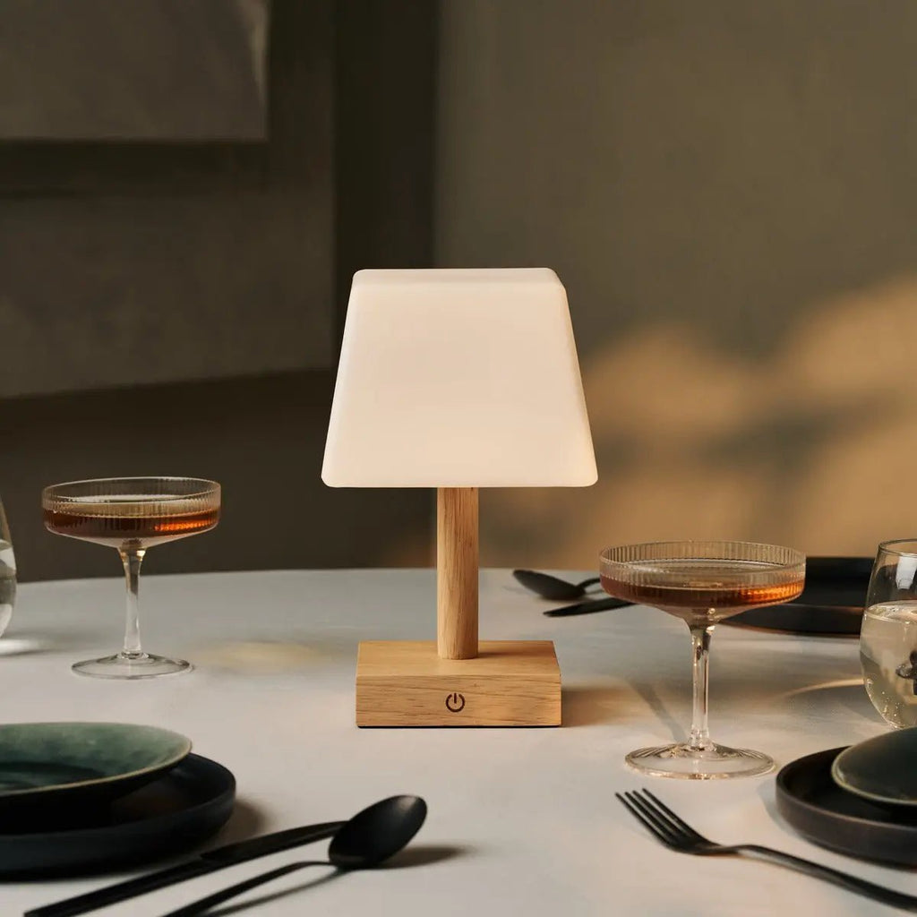 Tommy Lichtbruine Houten Tafellamp | 3 lichtmodi, elegant en duurzaam