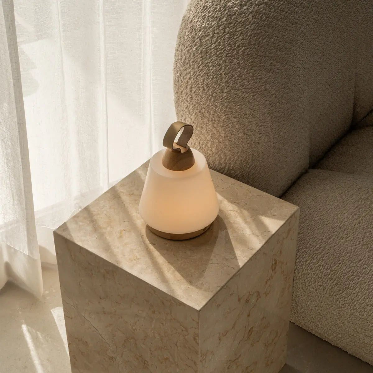 Liv Lichtbruin Oplaadbare Lamp | Leren band, dimbaar en 3 lichtmodi