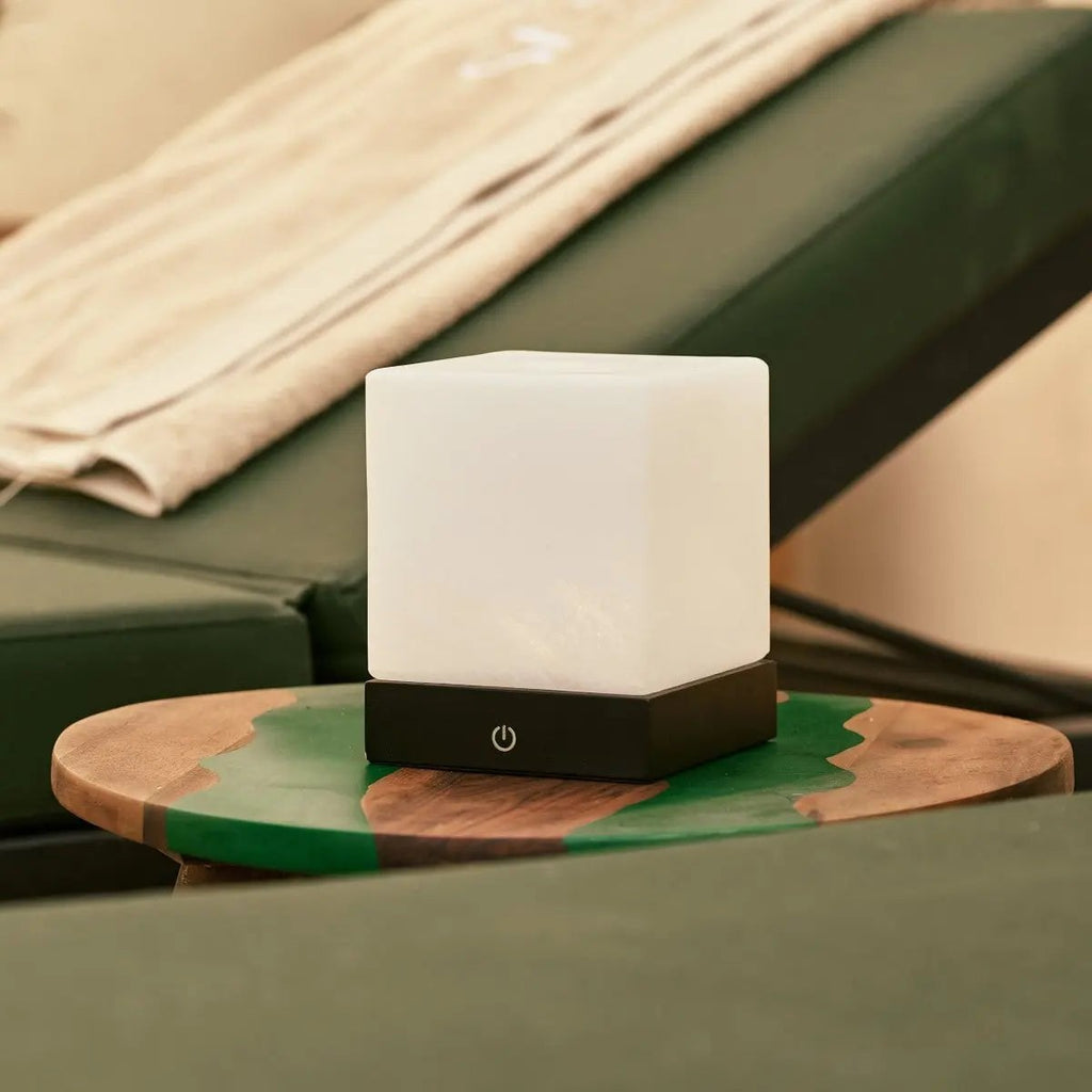 Yce Zwarte Draadloze Houten Lamp | Oplaadbaar, dimbaar en batterijduur van 100 uur