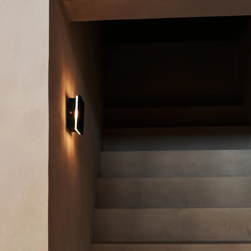 Lane Zwart Snoerloze Wandlamp | Oplaadbaar en dimbaar ontwerp