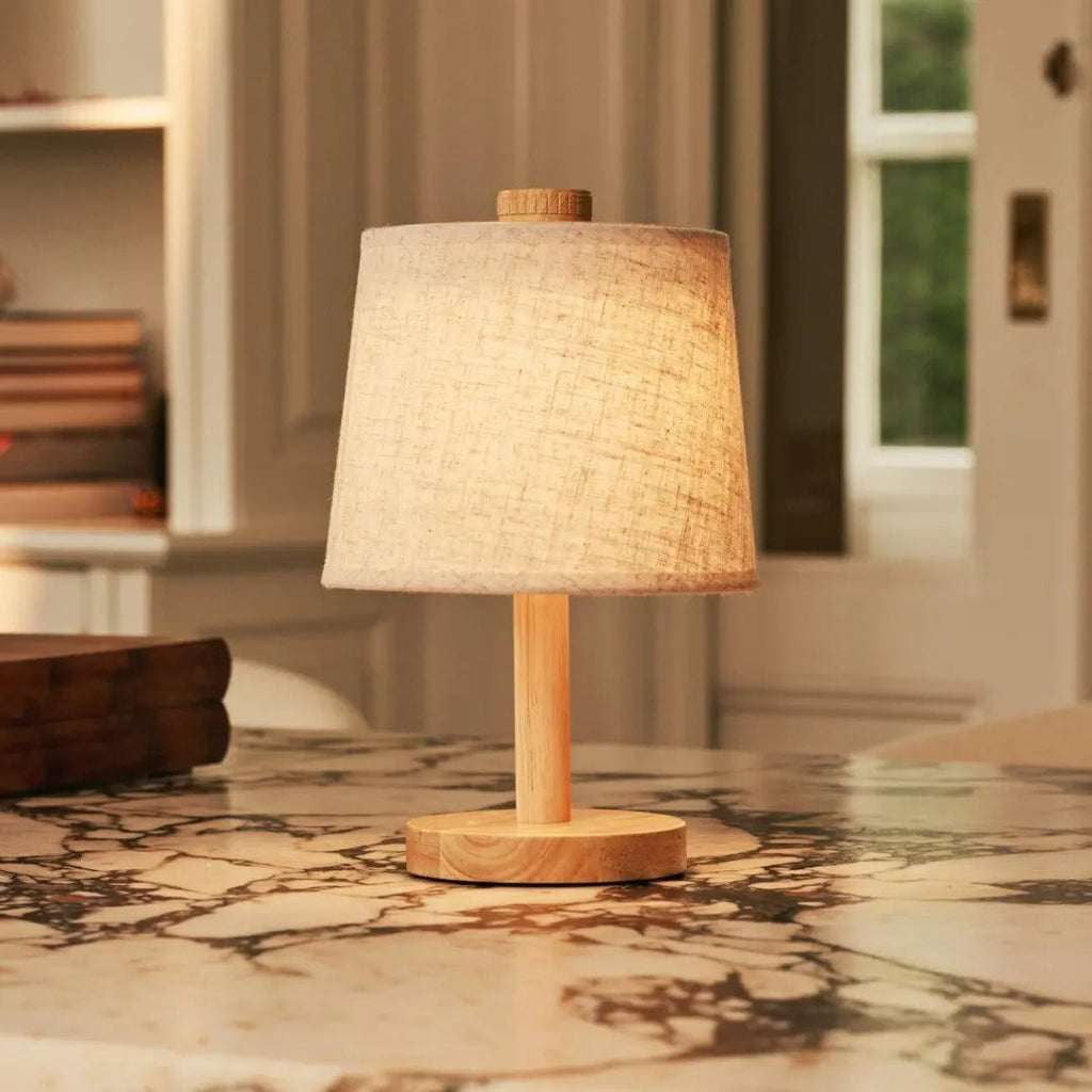 Rover Lichtbruine Houten Oplaadbare Lamp | Snoerloos, dimbaar en linnenmix