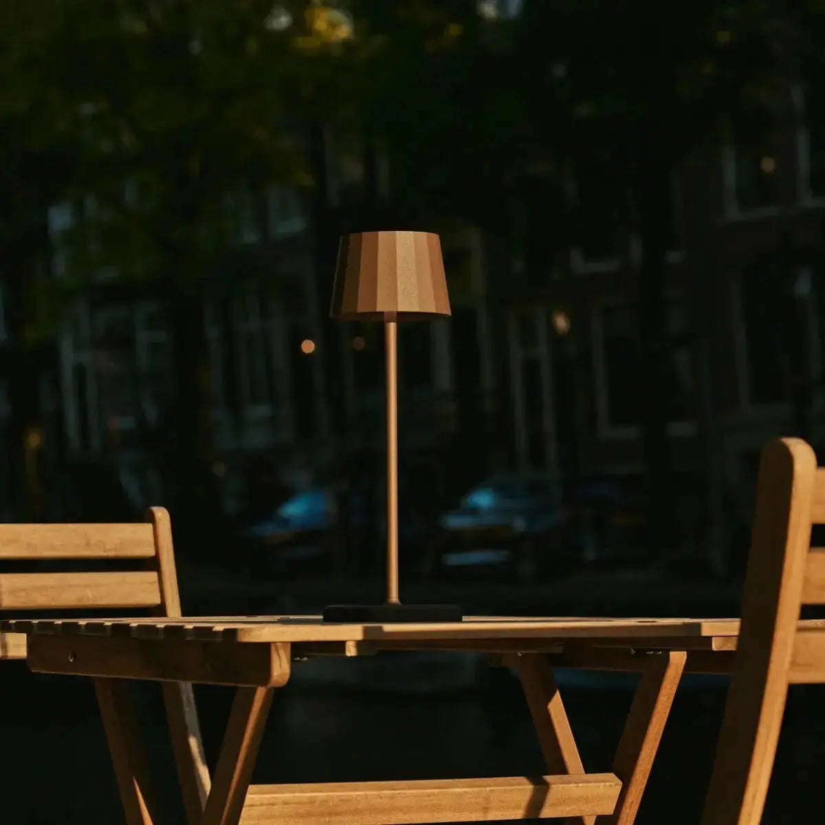 William Mocha Brown Rechargeable Table Lamp | Wireless Charging & 120-Hour Battery Life