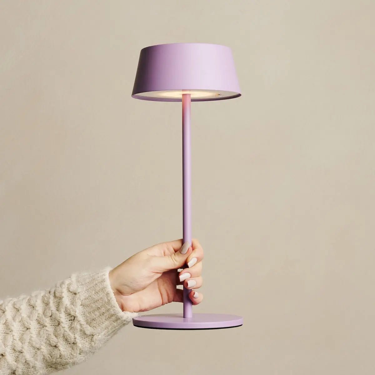 Hugo Violet Lila Oplaadbare Tafellamp | Stijlvolle, dimbare lamp en draadloos
