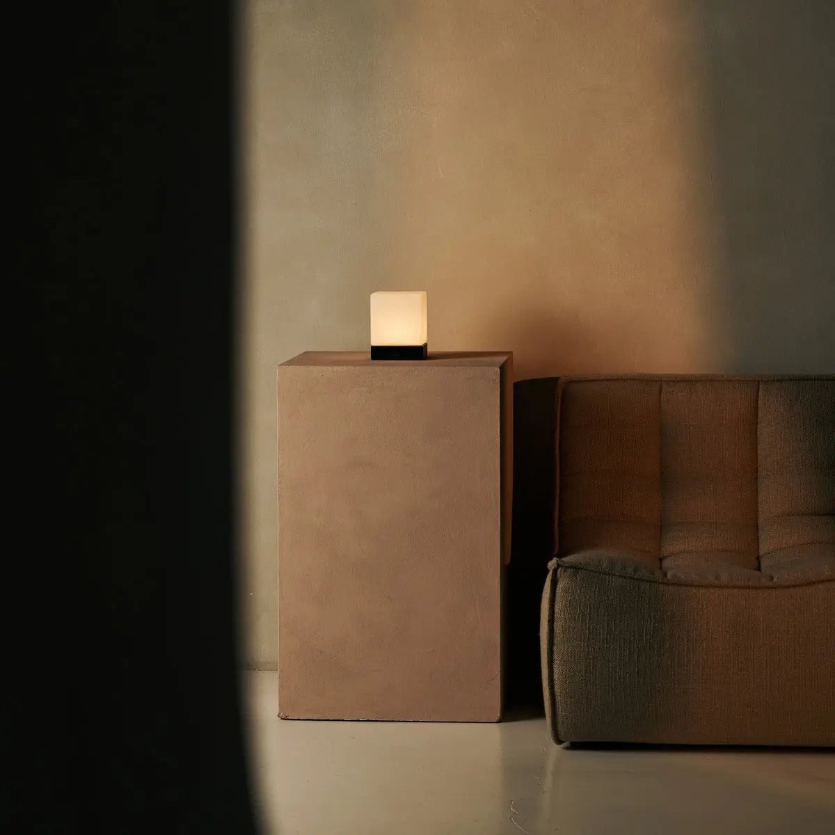 Yce Zwarte Draadloze Houten Lamp | Oplaadbaar, dimbaar en batterijduur van 100 uur