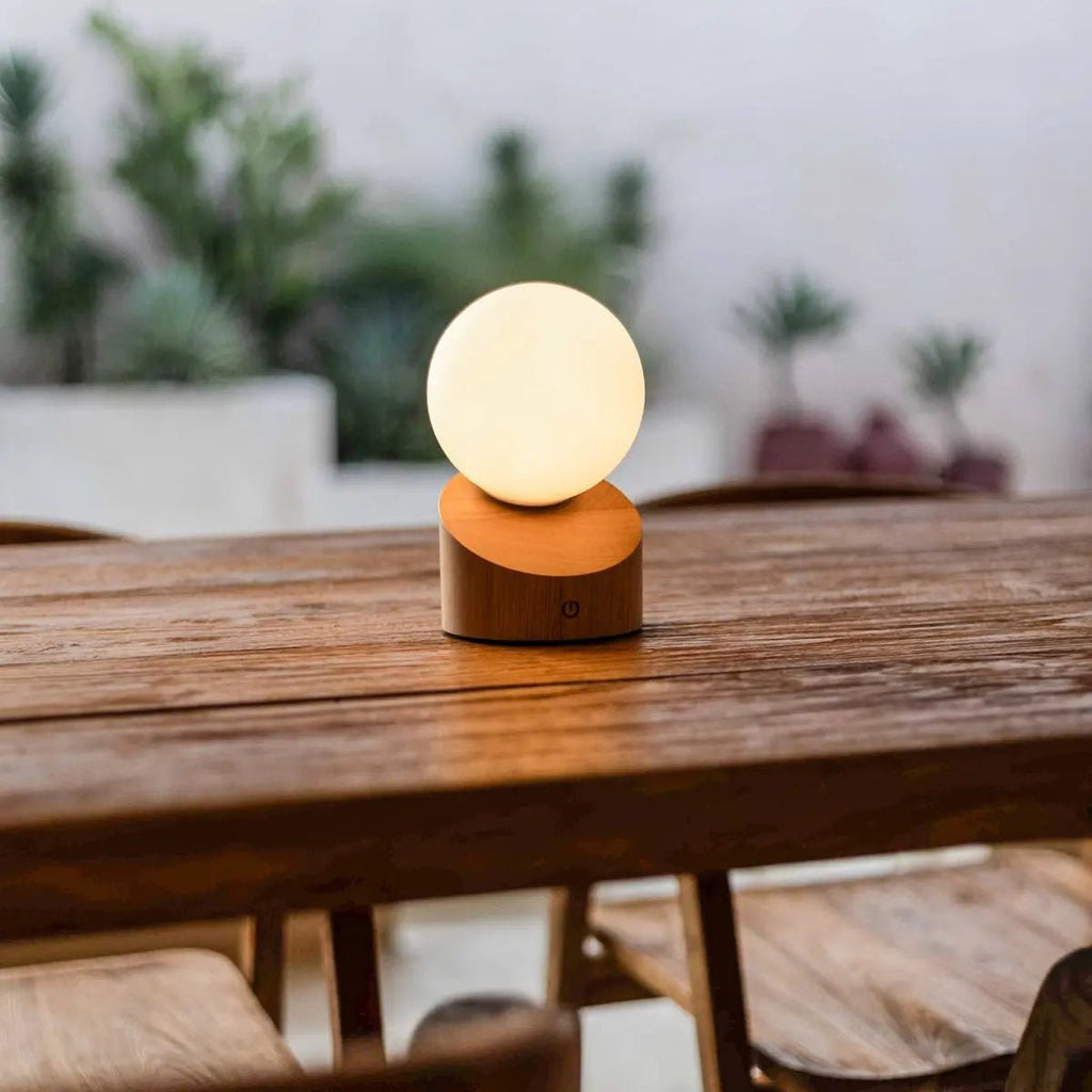 Morris Lichtbruine Oplaadbare Lamp | Stijlvol, draadloos en duurzaam ontwerp