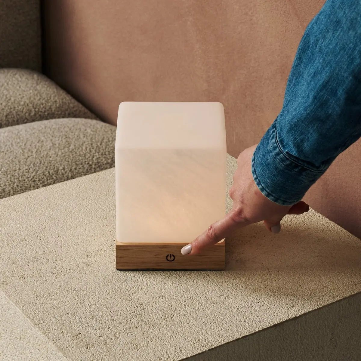 Yce Lichtbruine draadloze houten lamp | Oplaadbaar, dimbaar en batterijduur van 100 uur