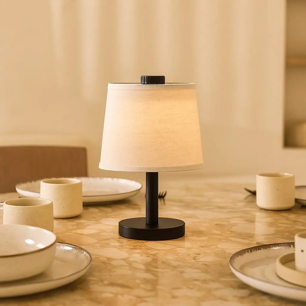 Rover zwarte houten oplaadbare lamp | Snoerloos, dimbaar en linnenmix