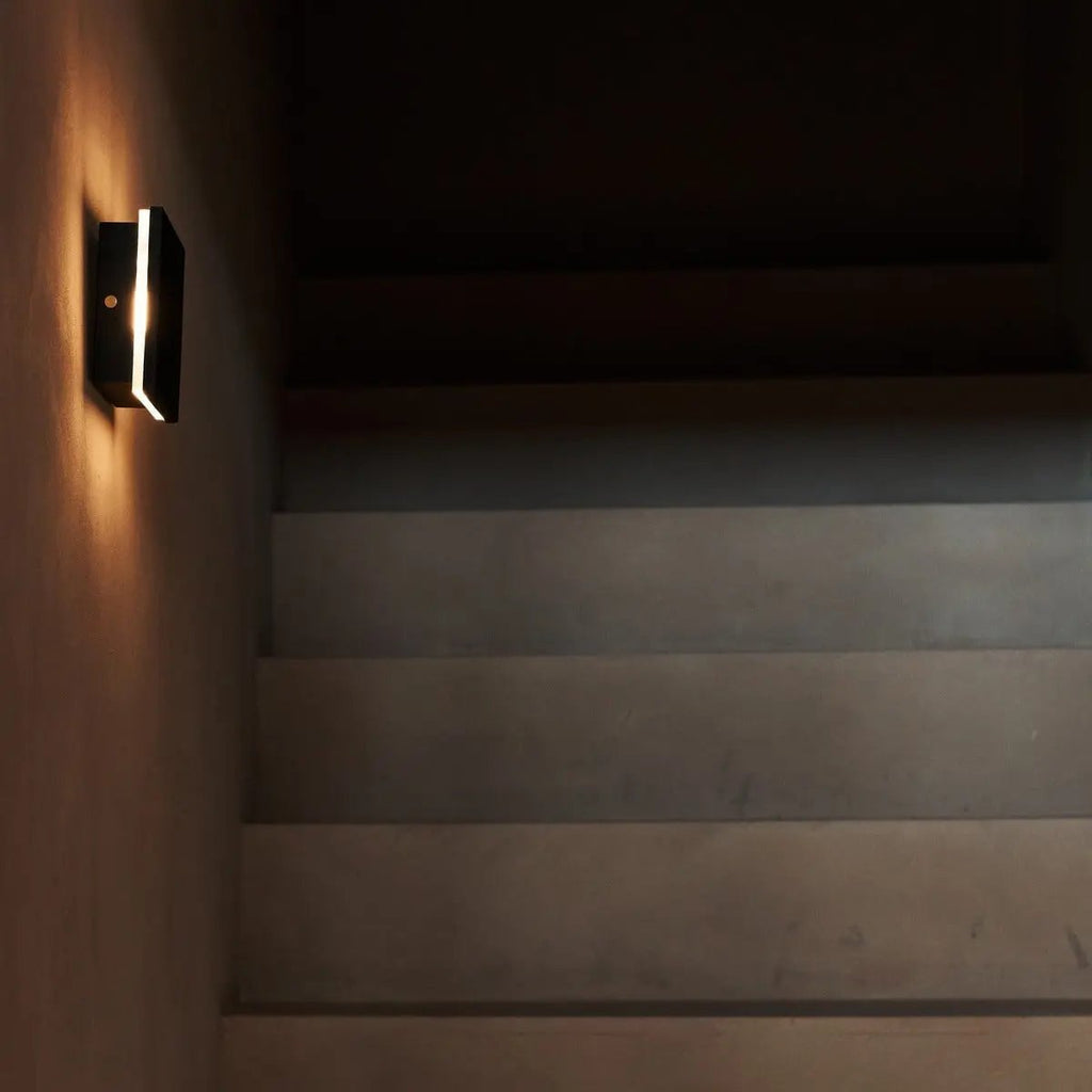 Lane Zwart Snoerloze Wandlamp | Oplaadbaar en dimbaar ontwerp