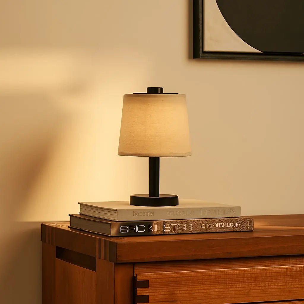 Rover zwarte houten oplaadbare lamp | Snoerloos, dimbaar en linnenmix