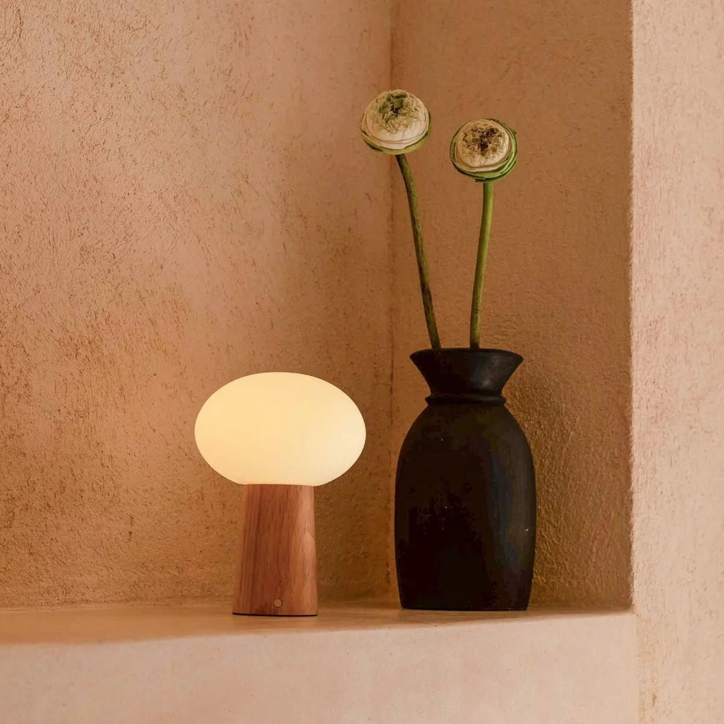 Max Lichtbruine Houten Snoerloze Tafellamp | Oplaadbaar, glas en duurzaam ontwerp