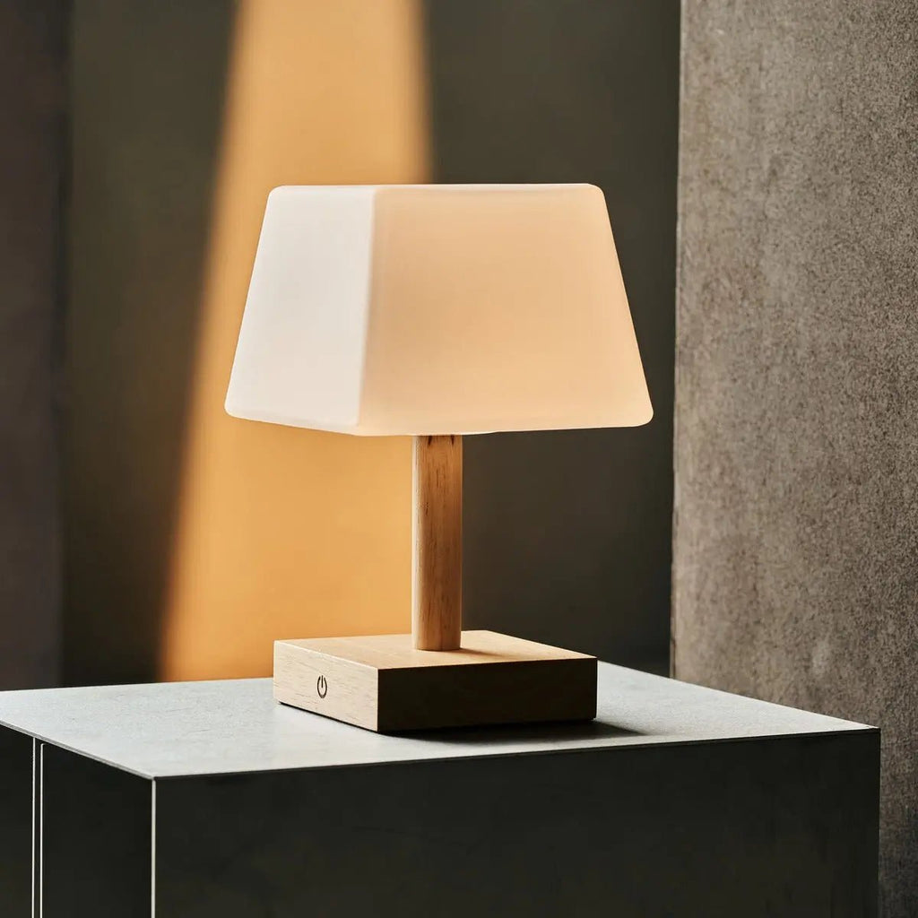 Tommy Lichtbruine Houten Tafellamp | 3 lichtmodi, elegant en duurzaam