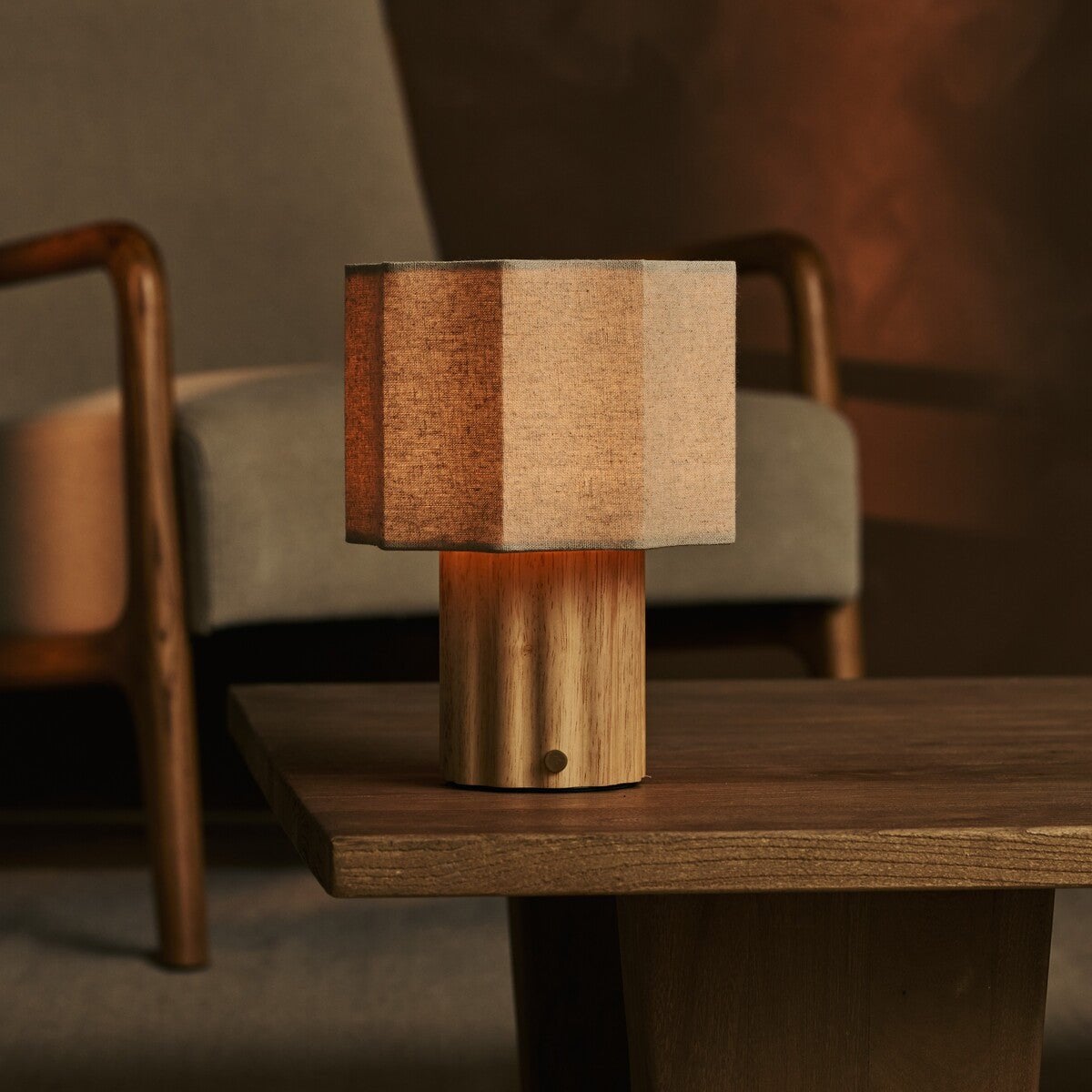 Eloïsa Light Brown Rechargeable Table Lamp | Linen Blend, Modular & Dimmable