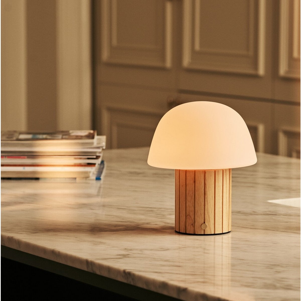 Etienne Light Brown Rechargeable Table Lamp | Dimmable, Modular Lampshade & 3 Light Colors