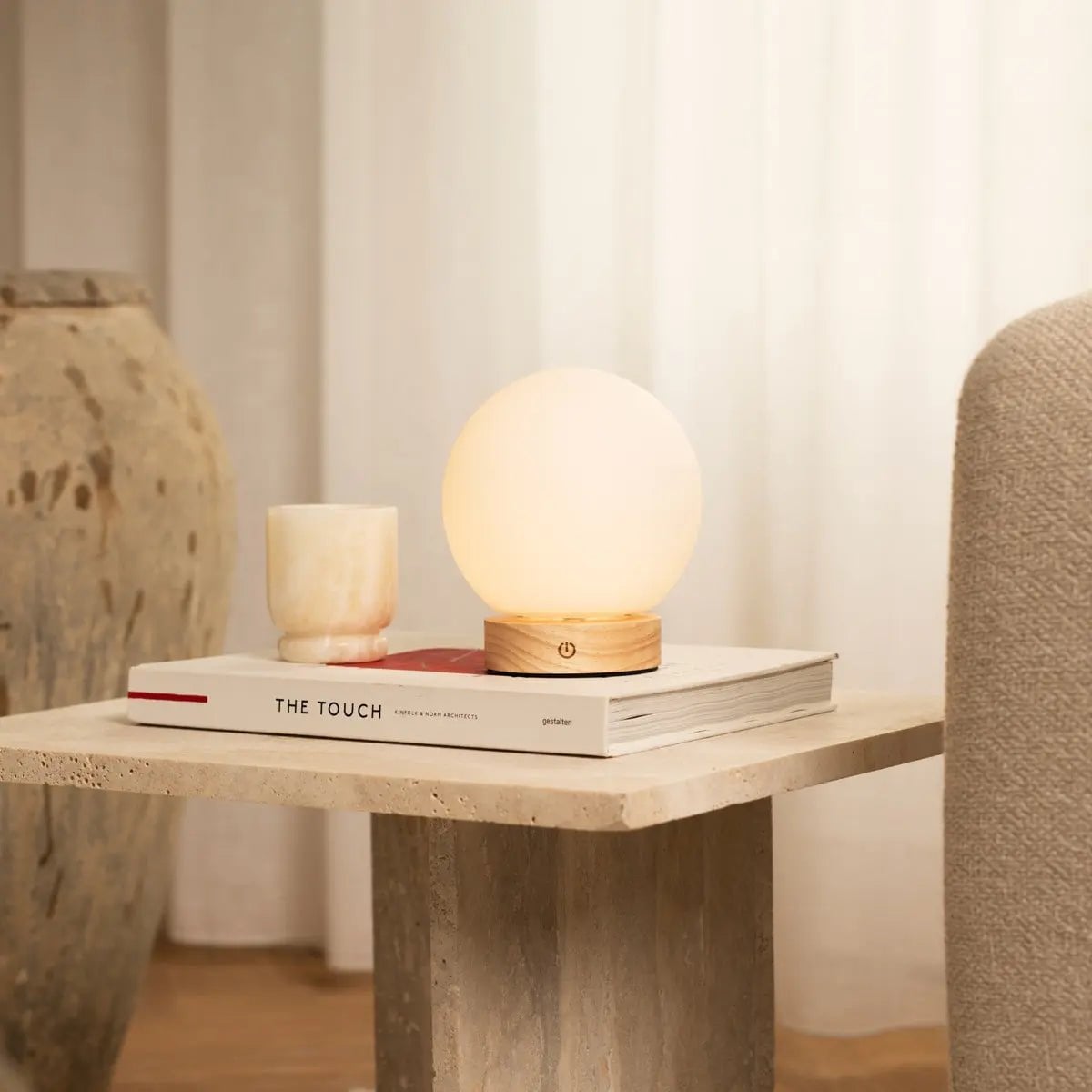 Flore Lichtbruine Houten Lamp | Oplaadbare, dimbare en draadloze verlichting