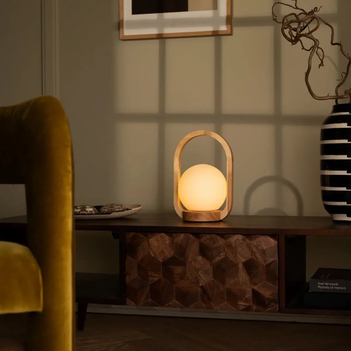 Skye Lichtbruine Houten Snoerloze Lamp | Oplaadbaar, dimbaar en 3 lichtmodi