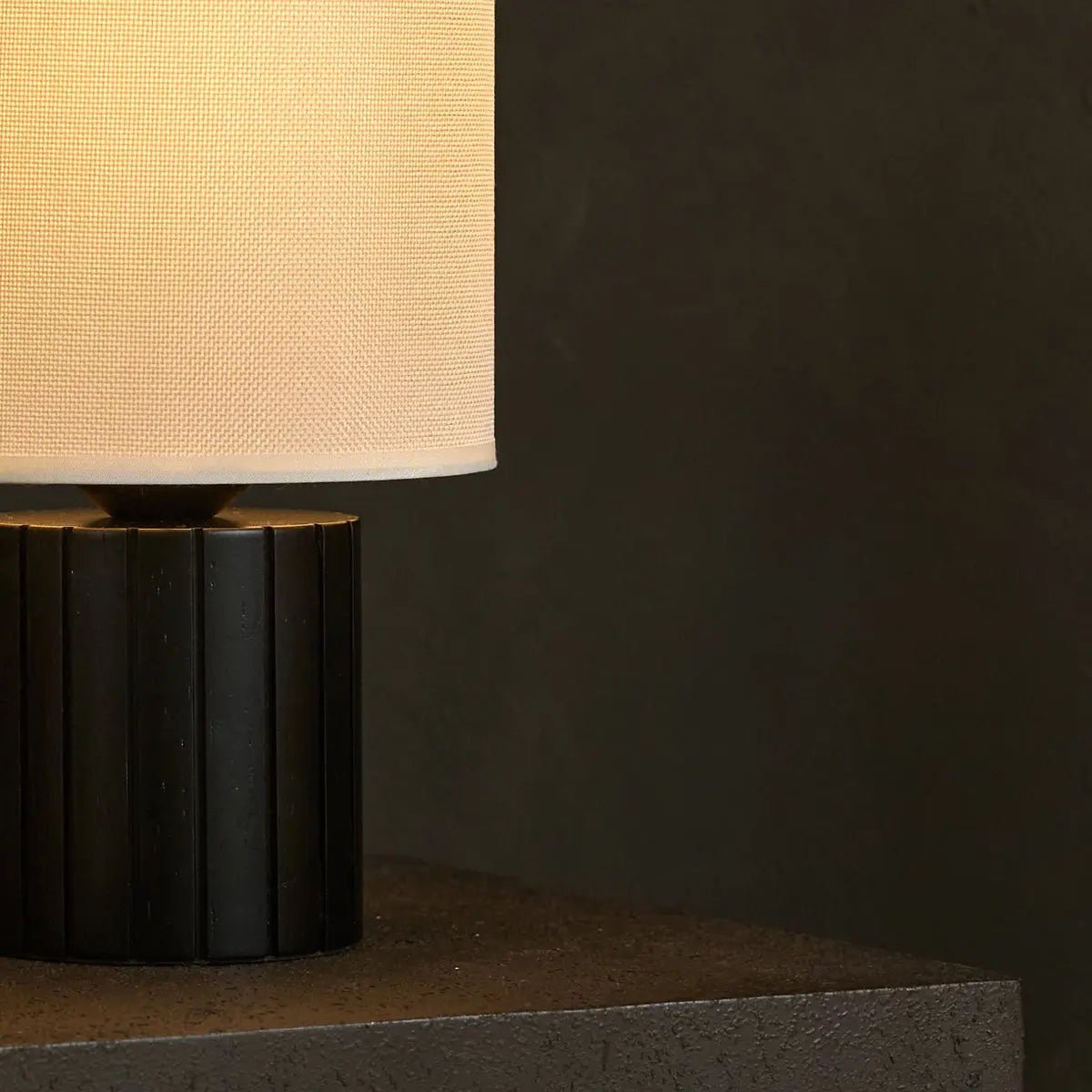 Kiko Zwarte Tafellamp | Gezellige bureaulamp met E27 fitting