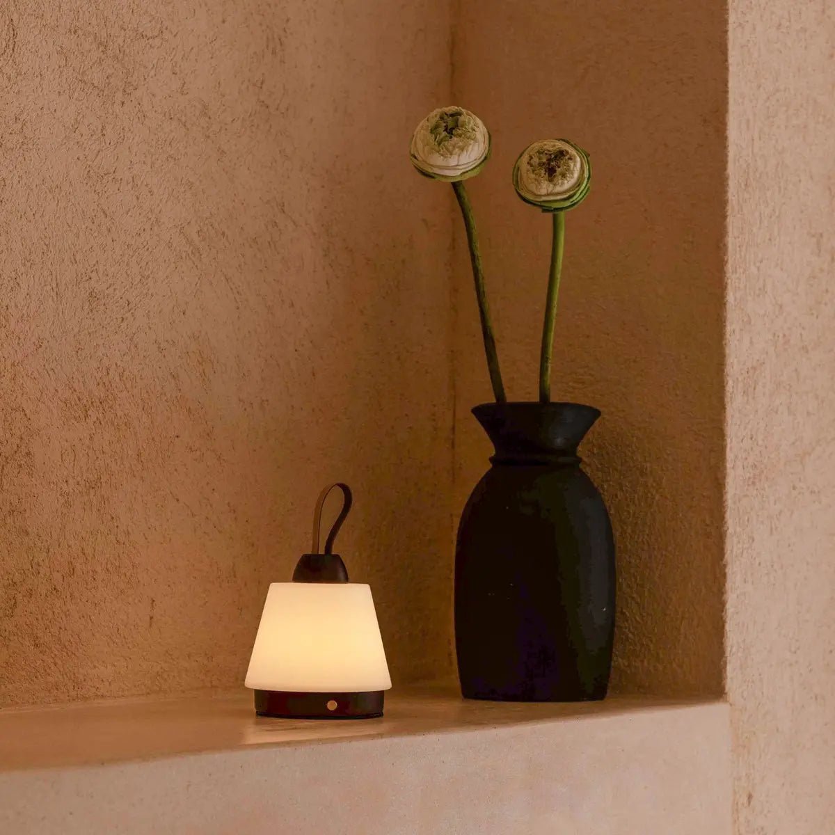 Liv Donkerbruin Oplaadbare Lamp | Leren band, dimbaar en 3 lichtmodi