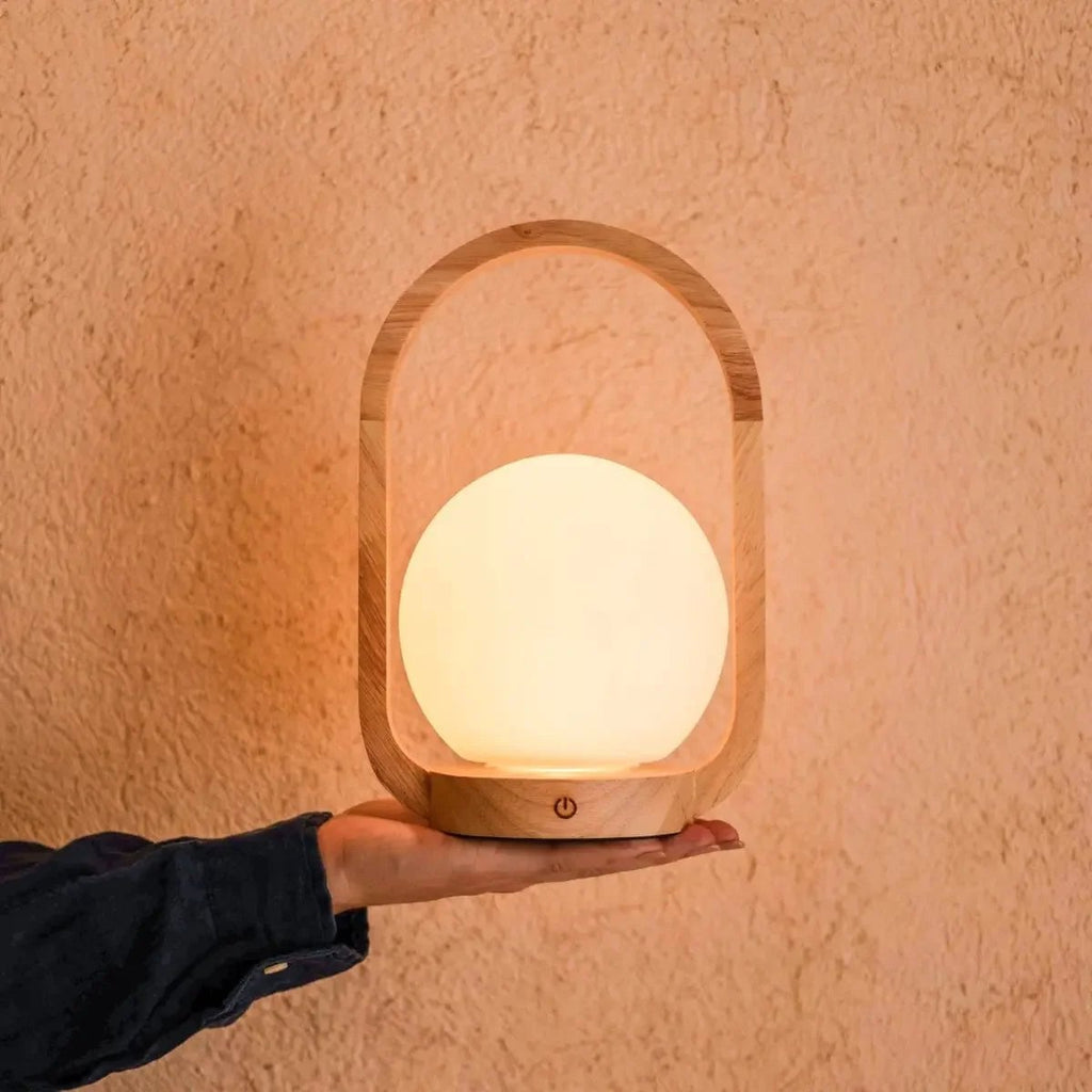 Skye Lichtbruine Houten Snoerloze Lamp | Oplaadbaar, dimbaar en 3 lichtmodi