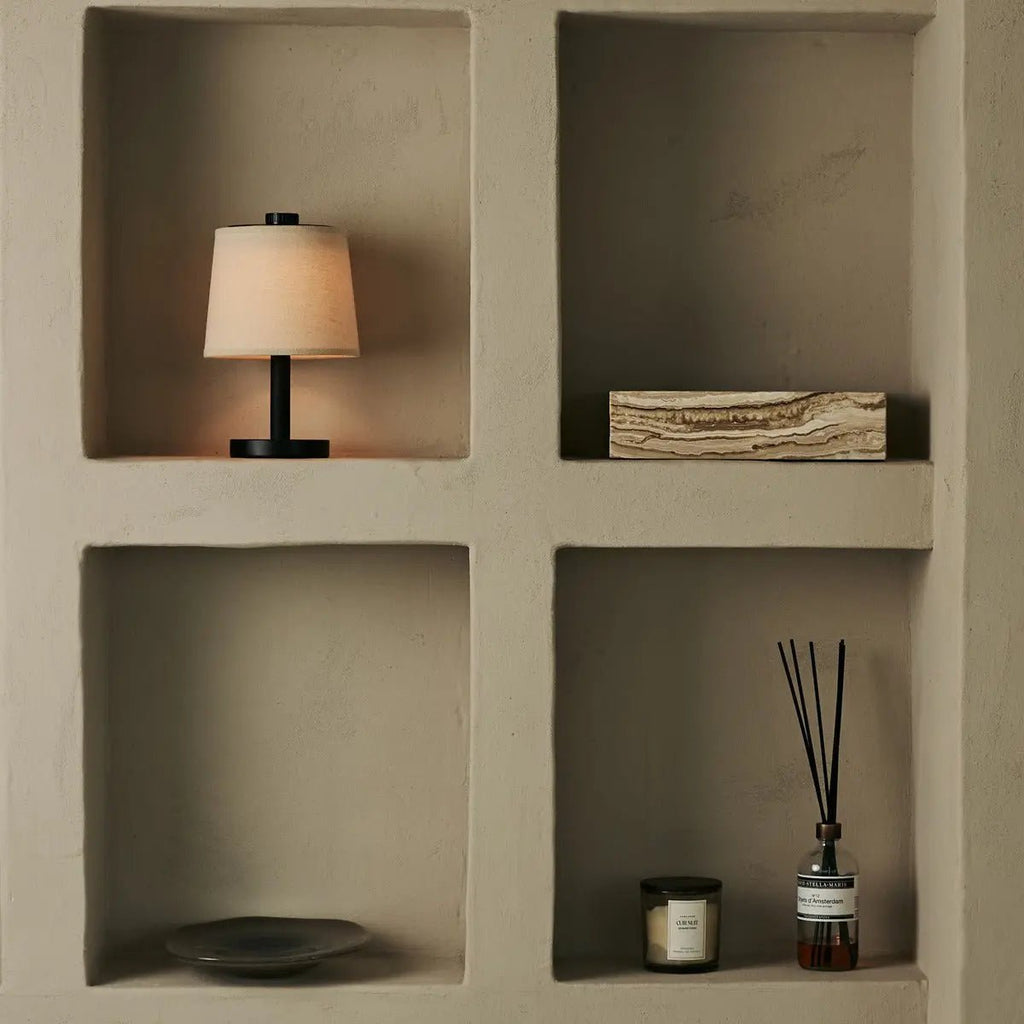 Rover zwarte houten oplaadbare lamp | Snoerloos, dimbaar en linnenmix