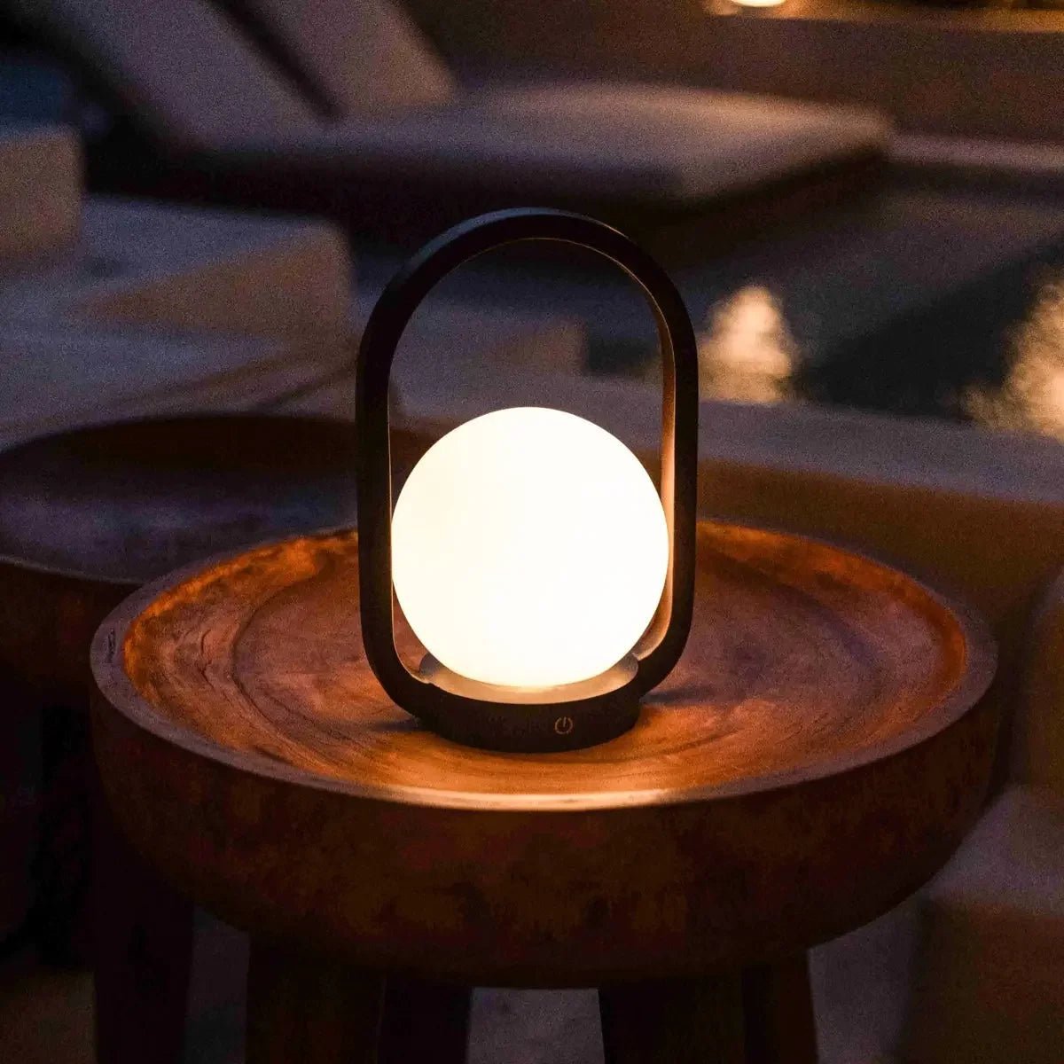 Skye Donkerbruine Houten Snoerloze Lamp | Oplaadbaar, dimbaar en 3 lichtmodi