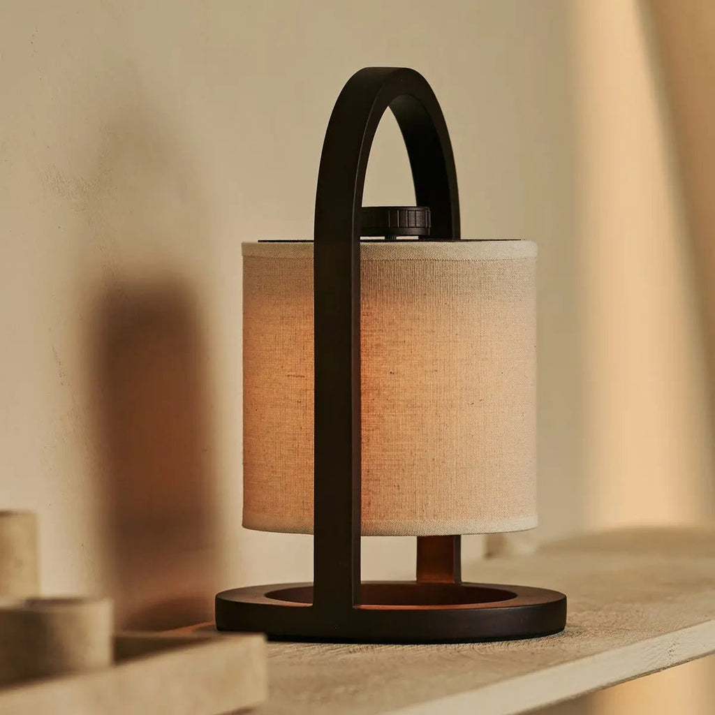 Rivier Donkerbruin Houten Oplaadbare Lamp | Linnenmix, veelzijdig en tot 100 uur batterijduur