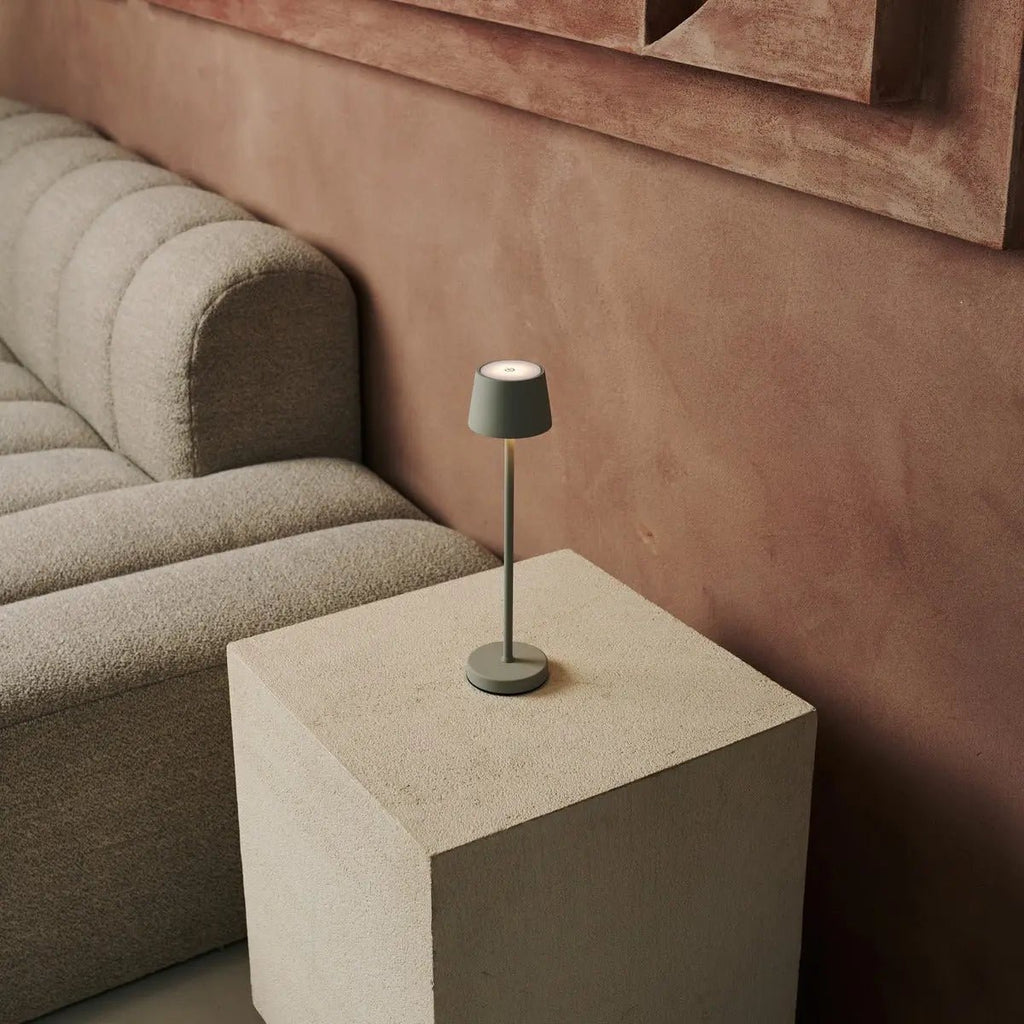 Vondel Mini Schaduwgrijs Snoerloze Lamp | Dimbaar en perfect voor horeca