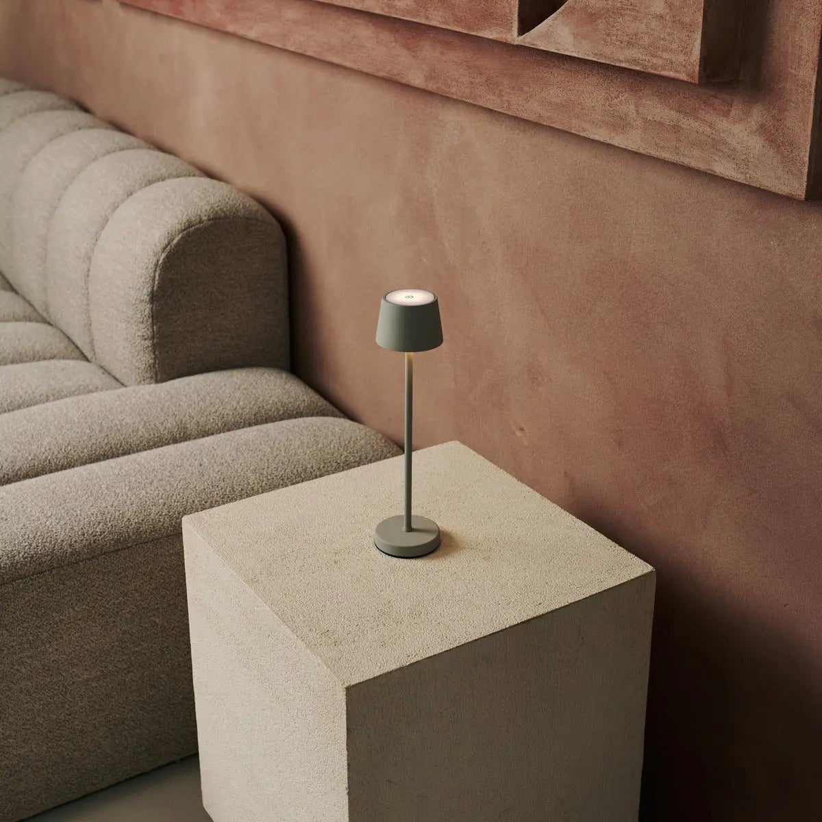 Vondel Mini Schaduwgrijs Snoerloze Lamp | Dimbaar en perfect voor horeca