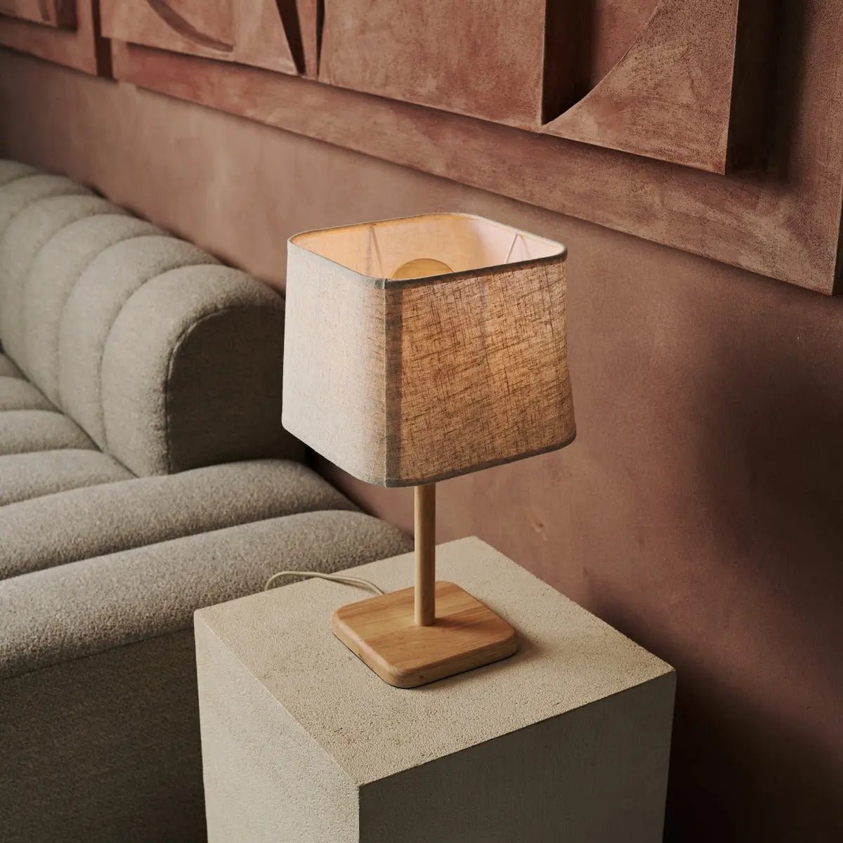 Marley Houten Lamp met Beige Kap | Stijlvolle en organische huisverlichting