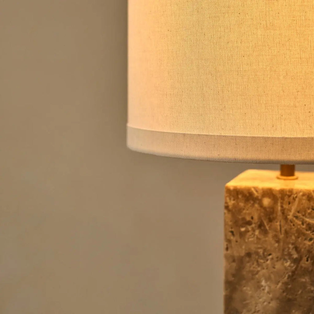 Rosie travertijnlamp | Katoenen kap en elegant ontwerp