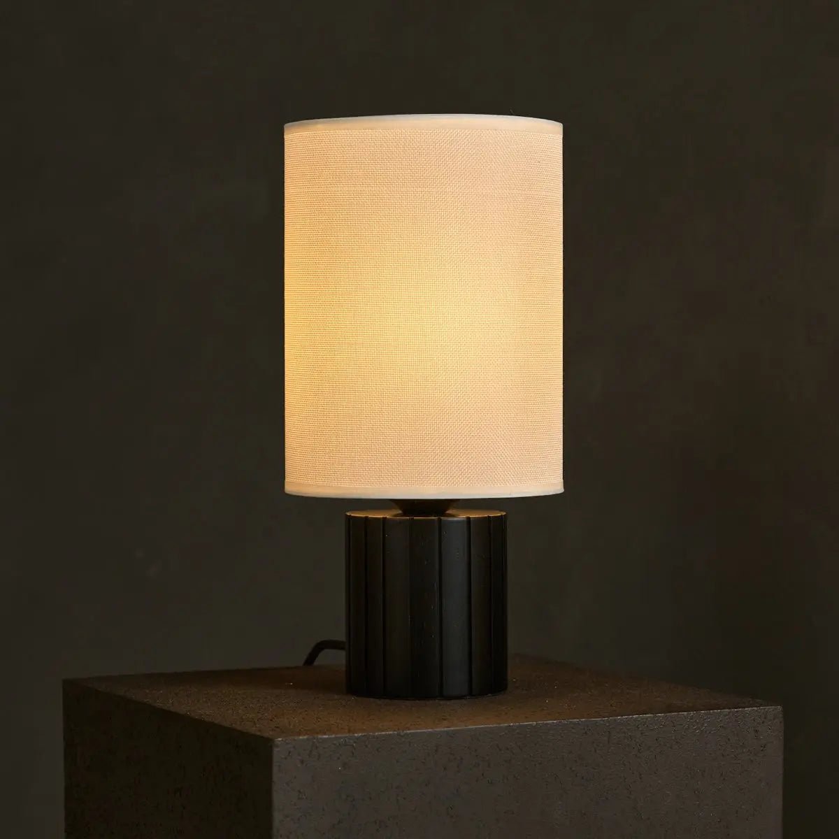 Kiko Zwarte Tafellamp | Gezellige bureaulamp met E27 fitting