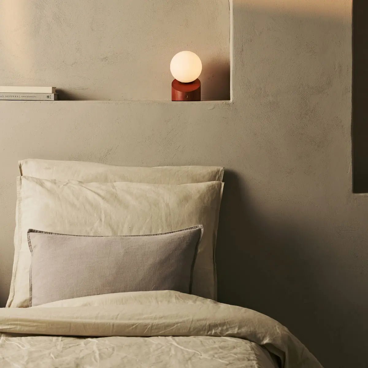 Morris kastanjebruine oplaadbare lamp | Stijlvol, draadloos en duurzaam ontwerp