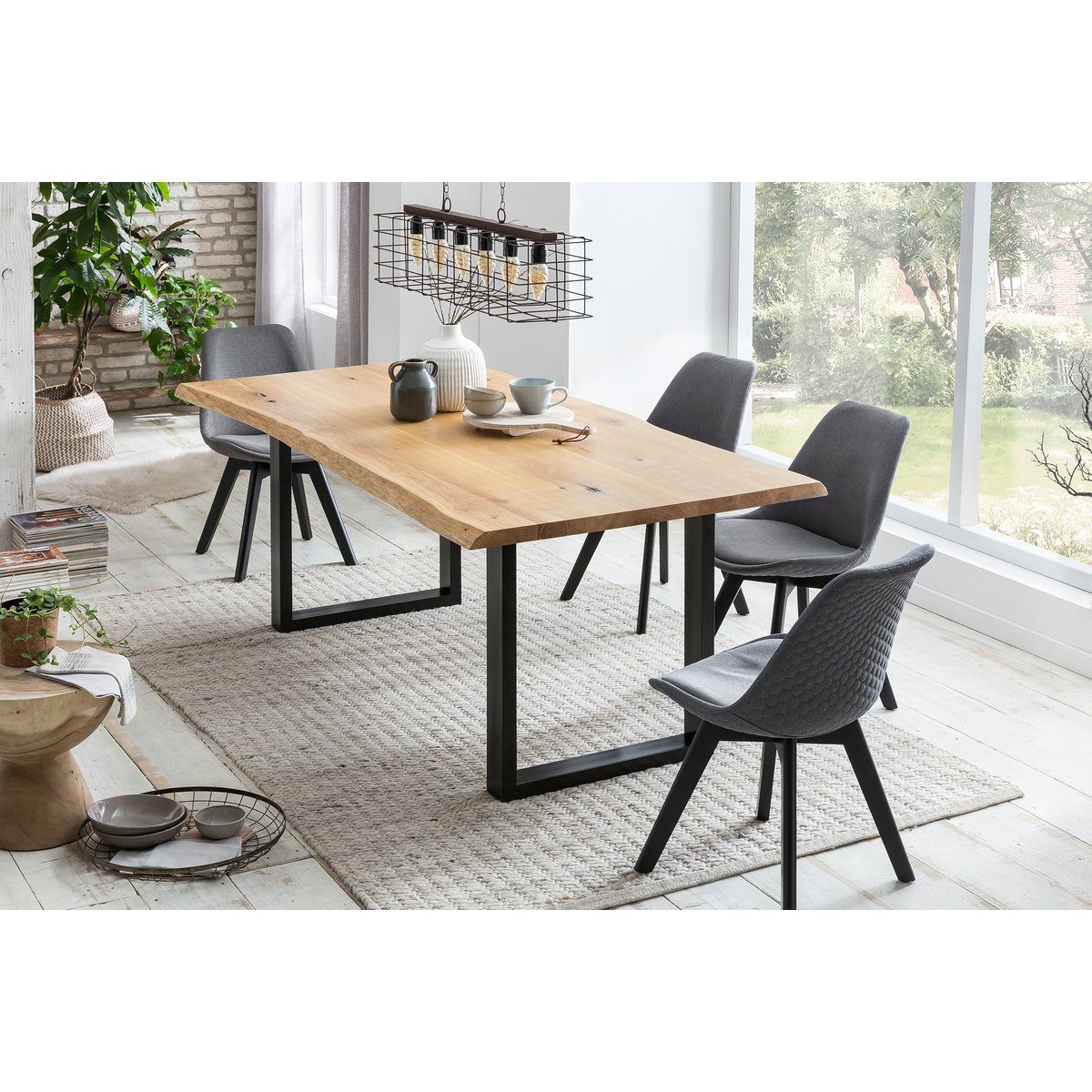 Eettafel 220x100 cm gemaakt van eikenhout
