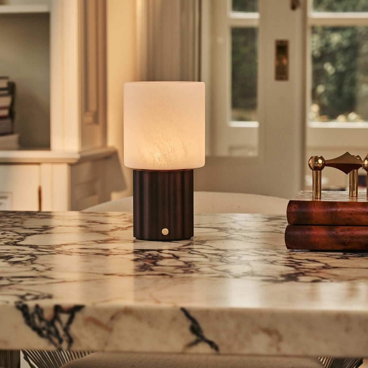 Frank Dark Brown Rechargeable Table Lamp | Cordless, 3 Light Colors, Dimmable