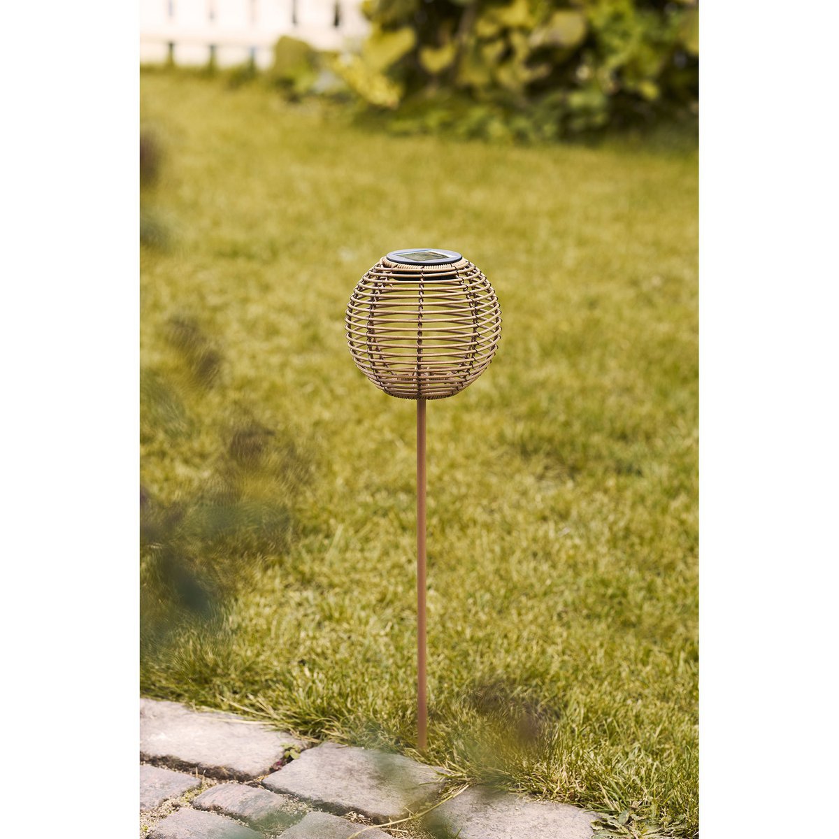 Carlisle Lamp, oplaadbaar met geïntegreerd zonnepaneel, natuur