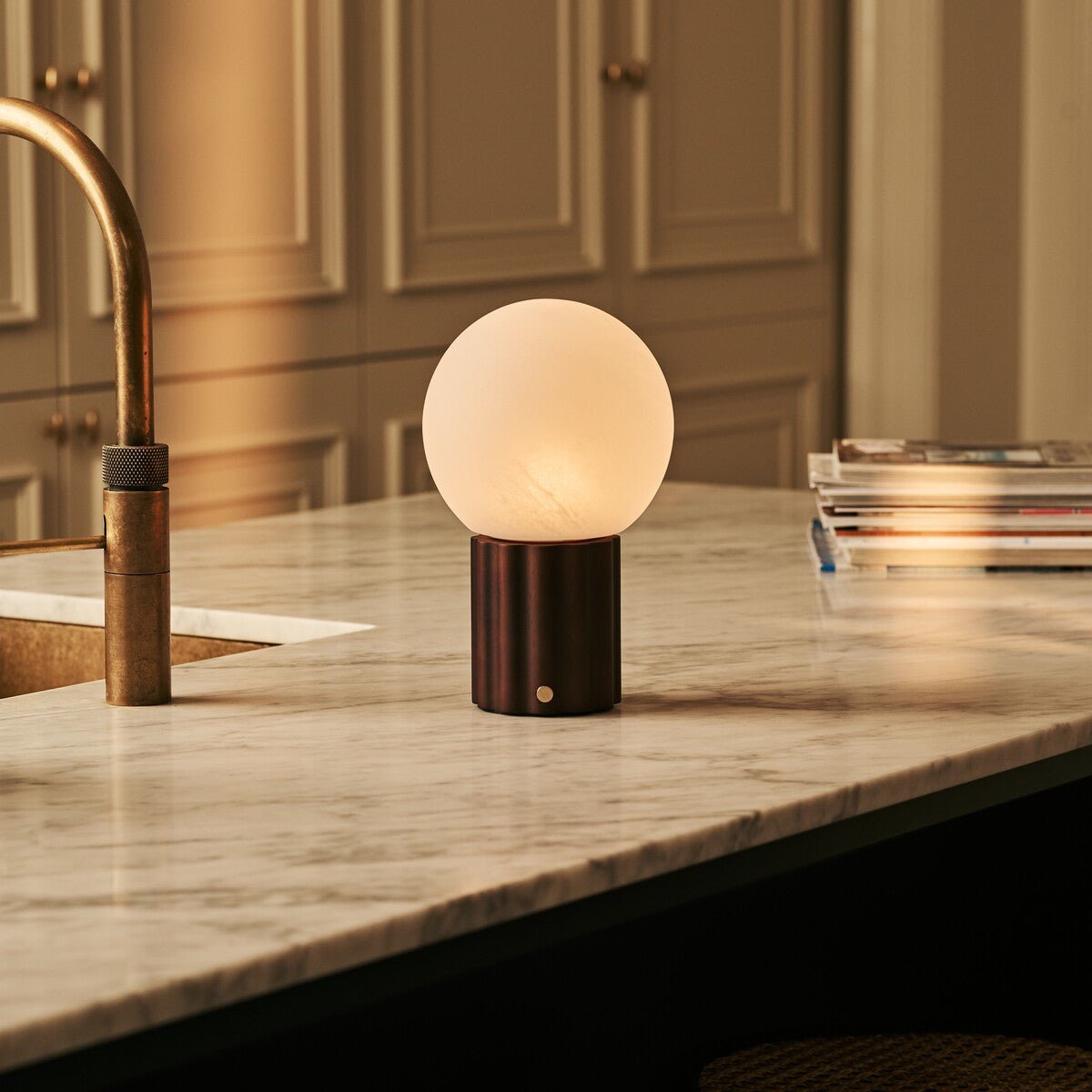 Wim Dark Brown Rechargeable Table Lamp | 3 Light Colors, Modular Lampshade & Cordless