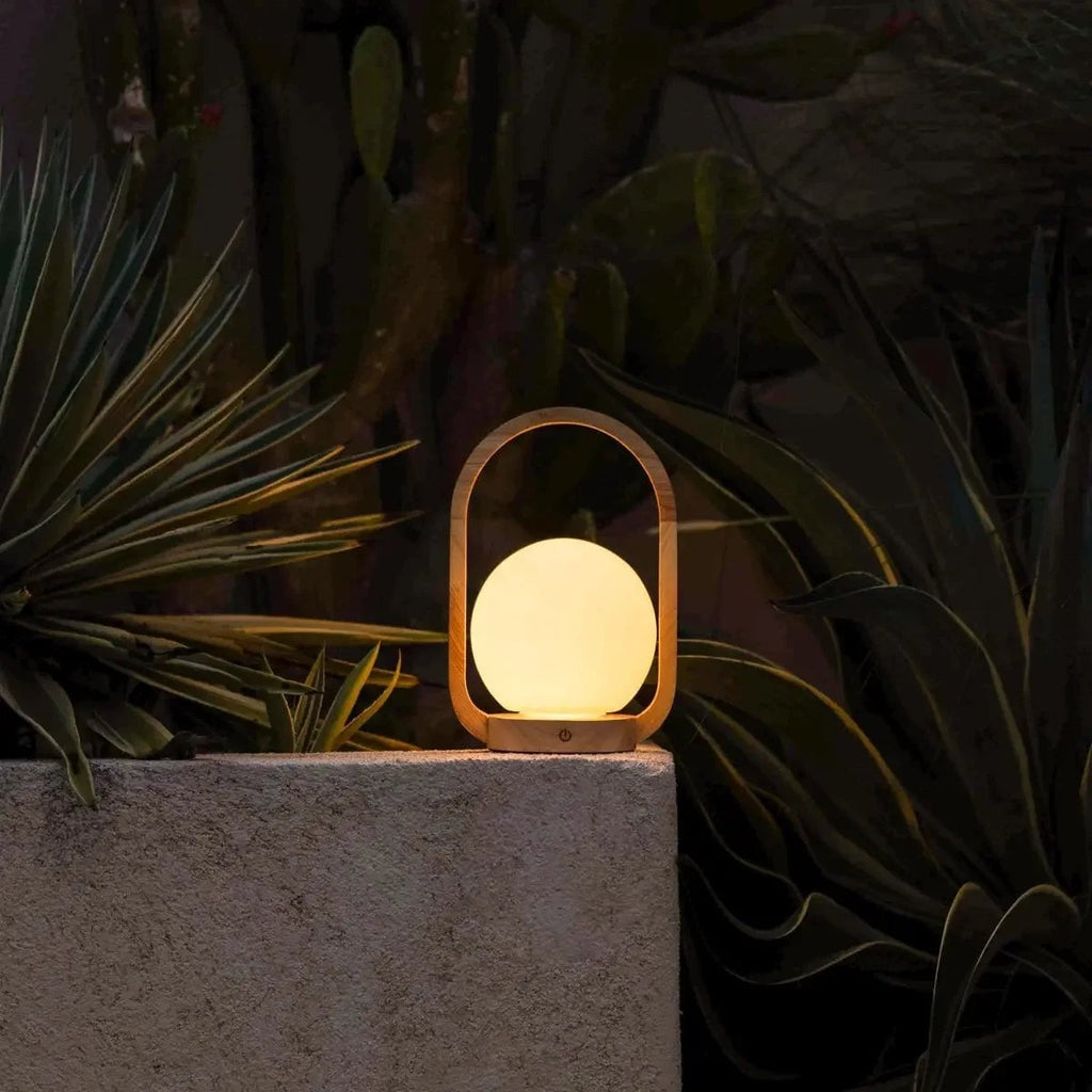 Skye Lichtbruine Houten Snoerloze Lamp | Oplaadbaar, dimbaar en 3 lichtmodi