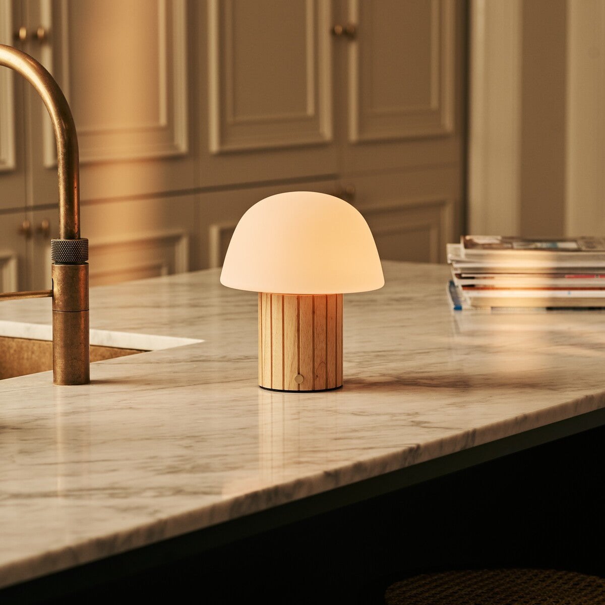 Etienne Light Brown Rechargeable Table Lamp | Dimmable, Modular Lampshade & 3 Light Colors