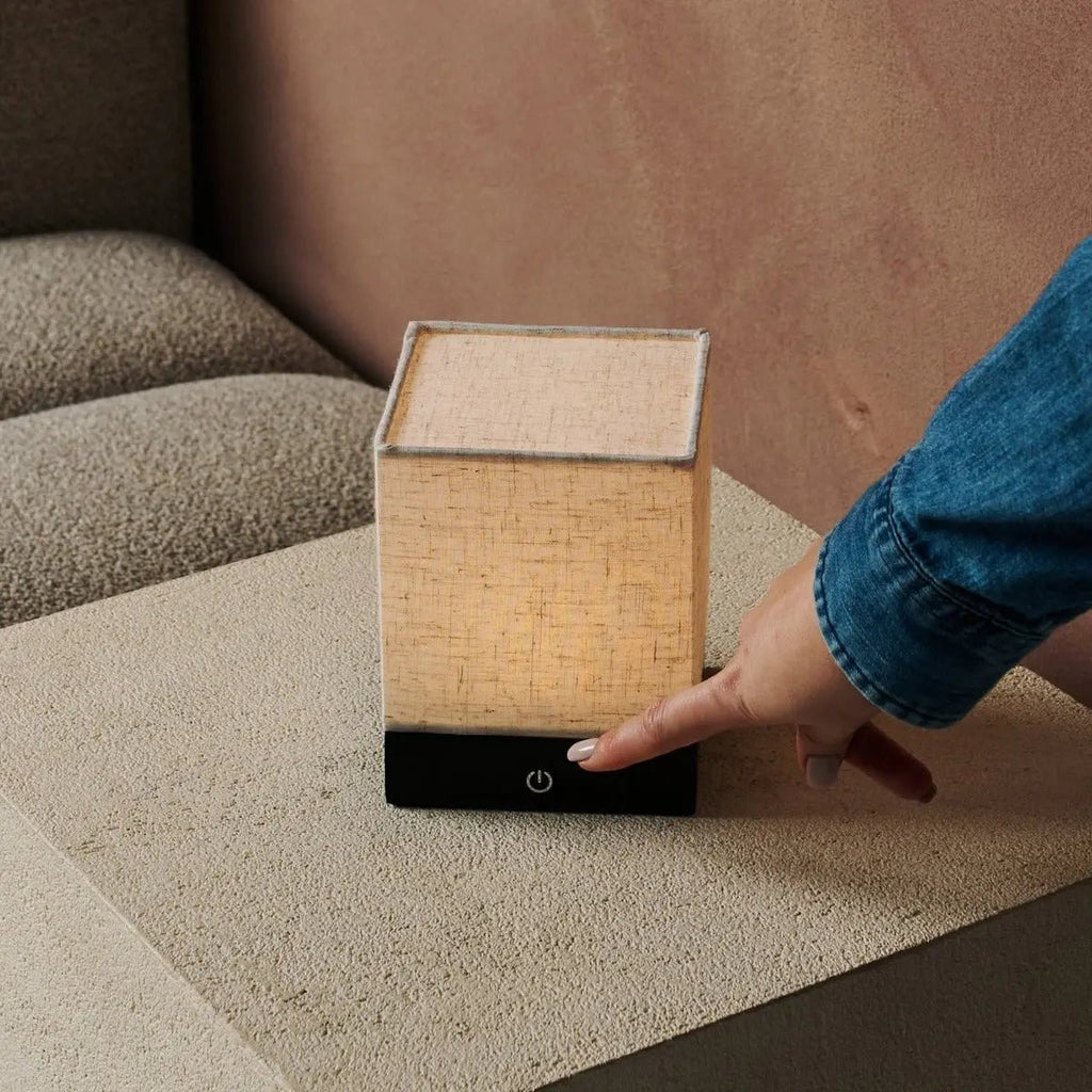 Zano Zwarte Draadloze Lamp met Batterij | Linnenmix, LED en drie lichtmodi