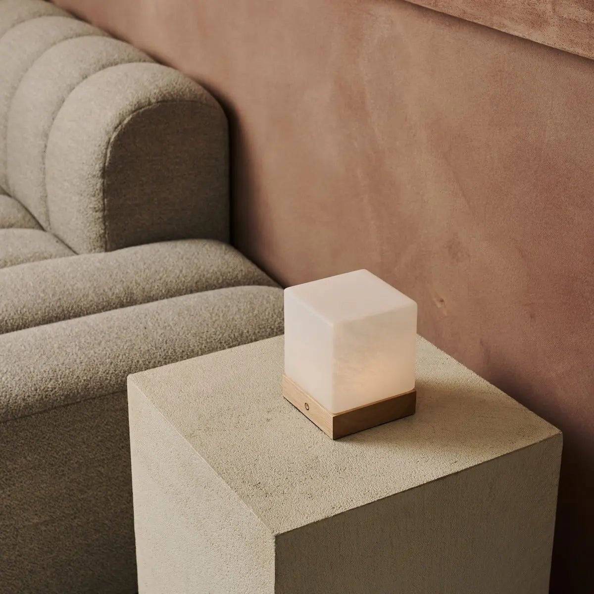 Yce Lichtbruine draadloze houten lamp | Oplaadbaar, dimbaar en batterijduur van 100 uur