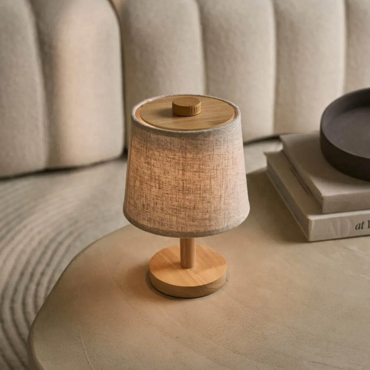 Rover Lichtbruine Houten Oplaadbare Lamp | Snoerloos, dimbaar en linnenmix